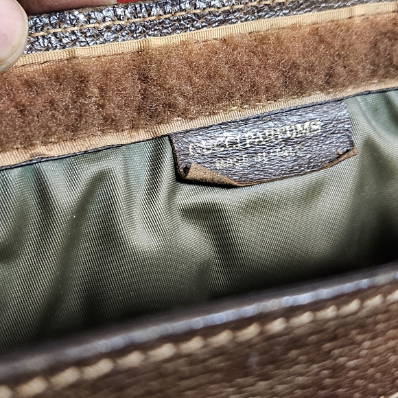 Gucci GG Canvas Web Stripe Crossbody Bag in Brown/Beige/Green/Red - Picture 4 of 16